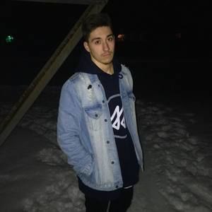 Meet your Posher, Jonathan